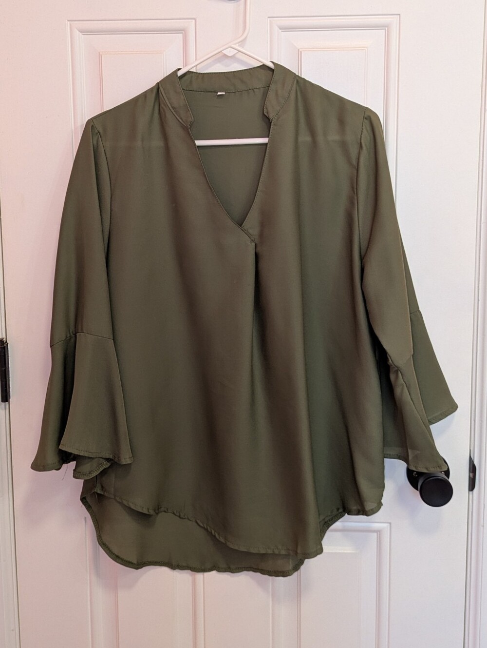 Blouse Sage Green Flouncy Sleeve V-Neck XL Like new